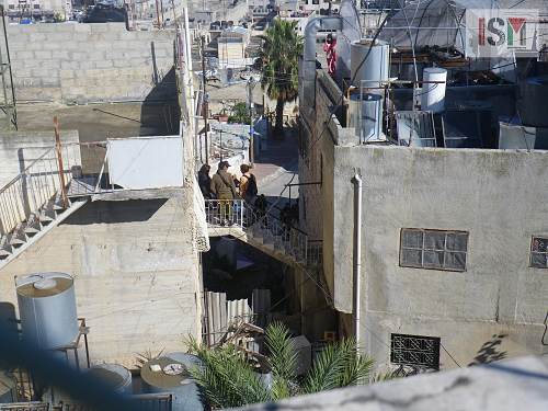 Les défenseurs internationaux des droits de l'Homme une fois de plus expulsés de leur appartement à Tel Rumeida (Al-Khalil) (vidéo)