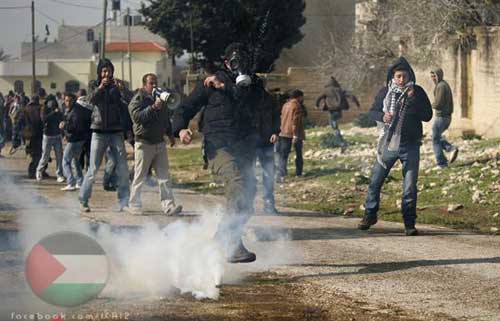 Kufr Qaddoum avance malgré les menaces de violence (ainsi que Bil'in, Nabi Saleh, Ni'ilin, Kufr ad-Deeq...) (vidéos)