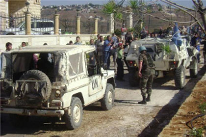 Des Libanais du Sud repoussent les provocations des Casques bleus français