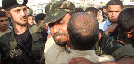 Un commandant Qassam libéré après 18 ans de captivité