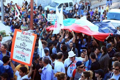 Le défi des Palestiniens de Jérusalem : 'Nous resterons ici'
