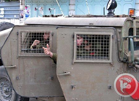 L’armée israélienne entre à Naplouse pendant la nuit