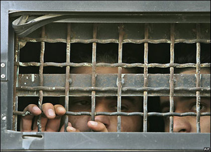 Israël continue de tester des médicaments sur les prisonniers palestiniens