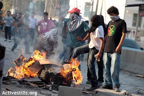 Les voix dissidentes et rebelles du camp de réfugiés de Qalandiya (vidéo)