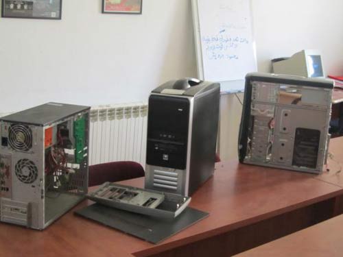 Les bureaux de Stop the Wall attaqués par l'armée israélienne
