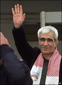 Urgent : Ahmad Sa'adat a été transféré en isolement dans la prison Ramon !
