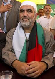 L’occupation sioniste arrête à nouveau le Cheikh Raed Salah dimanche puis le libère sous caution lundi