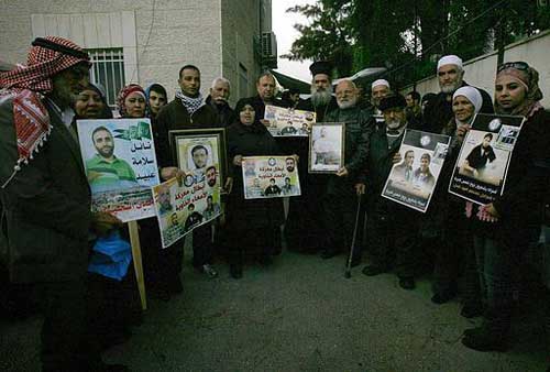 Les prisonniers palestiniens en grève de la faim à la prison Magiddo : 'Nous combattons pour la liberté et la dignité'